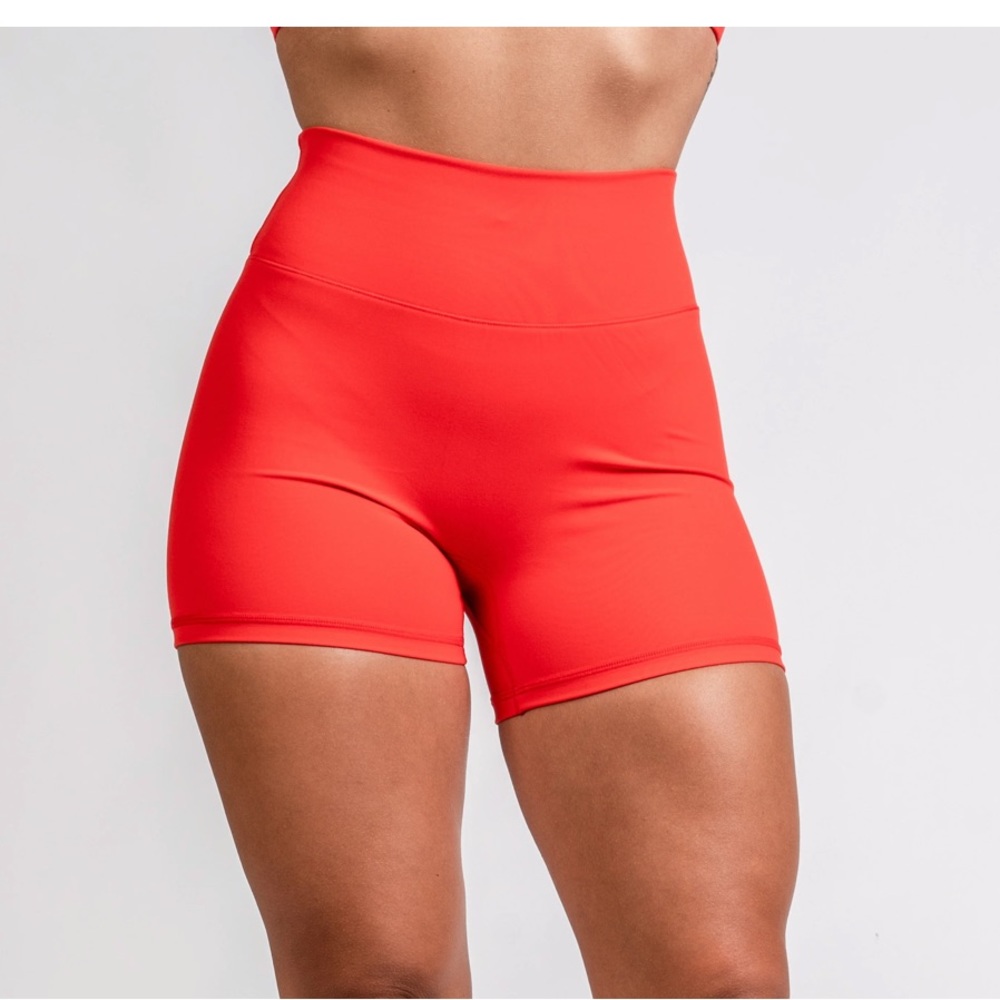 Ptula 4” Cassey short